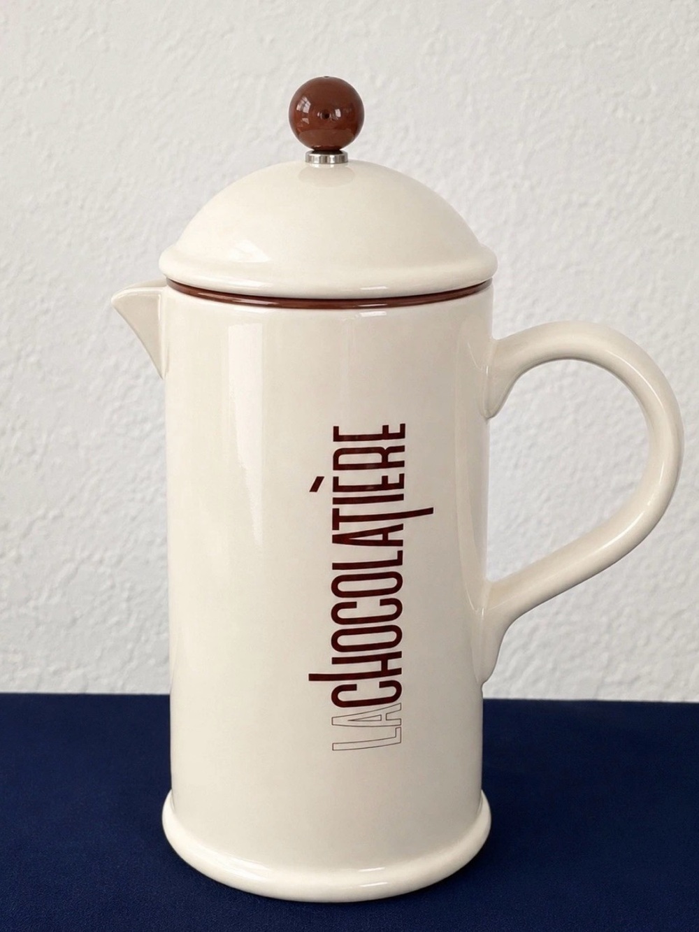 Crate & Barrel La Chocolatiere Hot Chocolate Maker French Press Frother 34 oz
